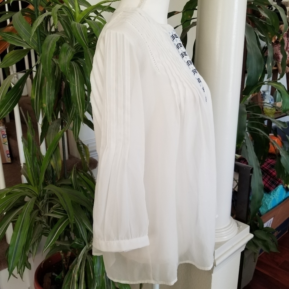 Charming Charlie Sheer 3/4 Sleeve Blouse Lg - Picture 3 of 9